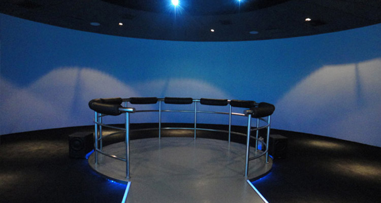 奇影幻境影院,企业展厅等提供弧形360°环幕.jpg